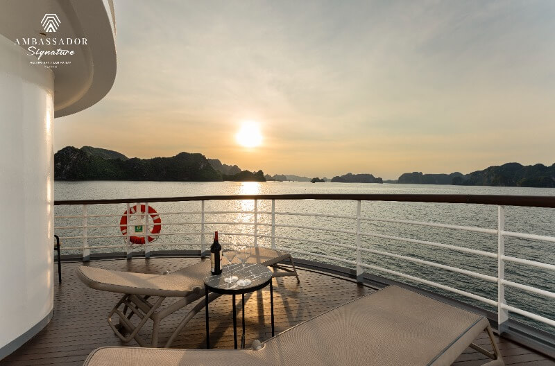 Ambassador Captain's View Suite 4
