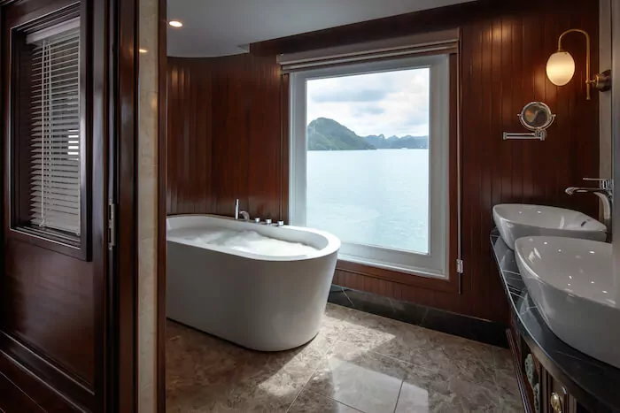Captain’s View Terrace Suite 3