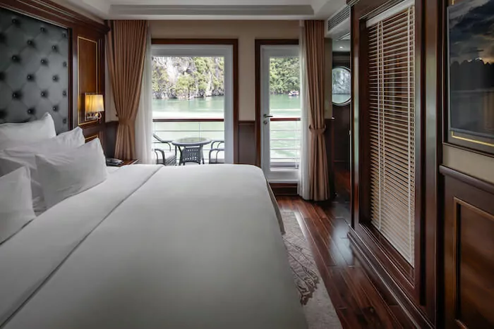 Deluxe Balcony Cabin 4