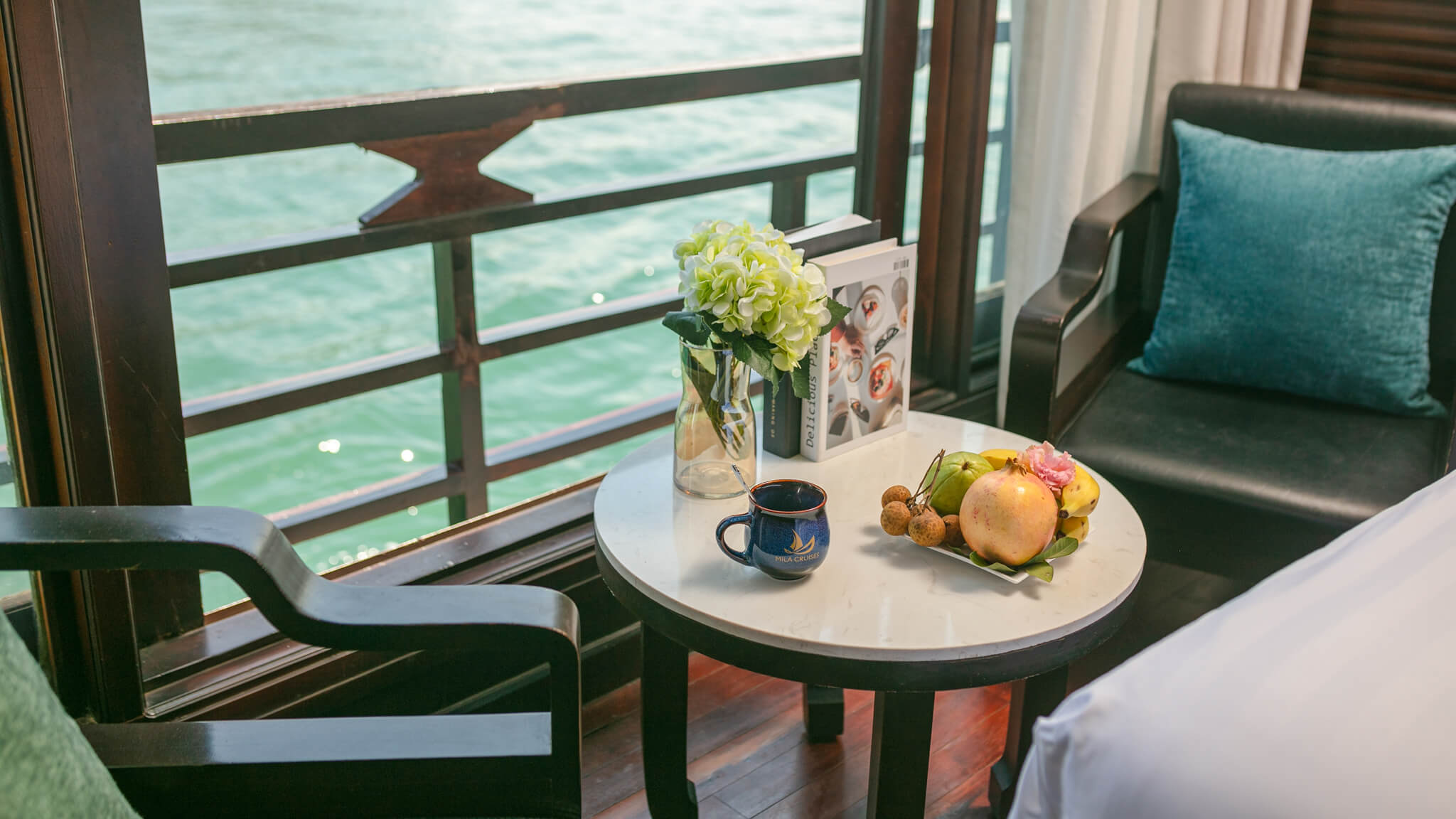 Deluxe Ocean View 3