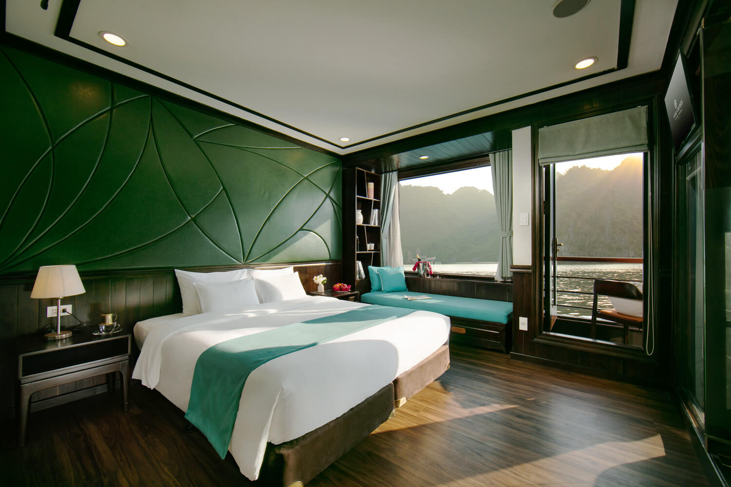 Family Deluxe Cabin With Balcony 1