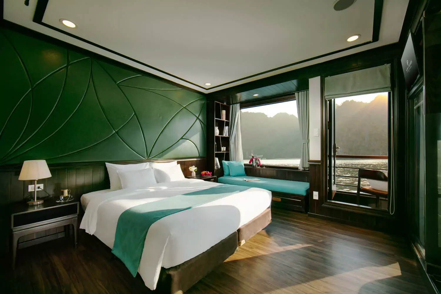 Family Deluxe Cabin With Balcony 1
