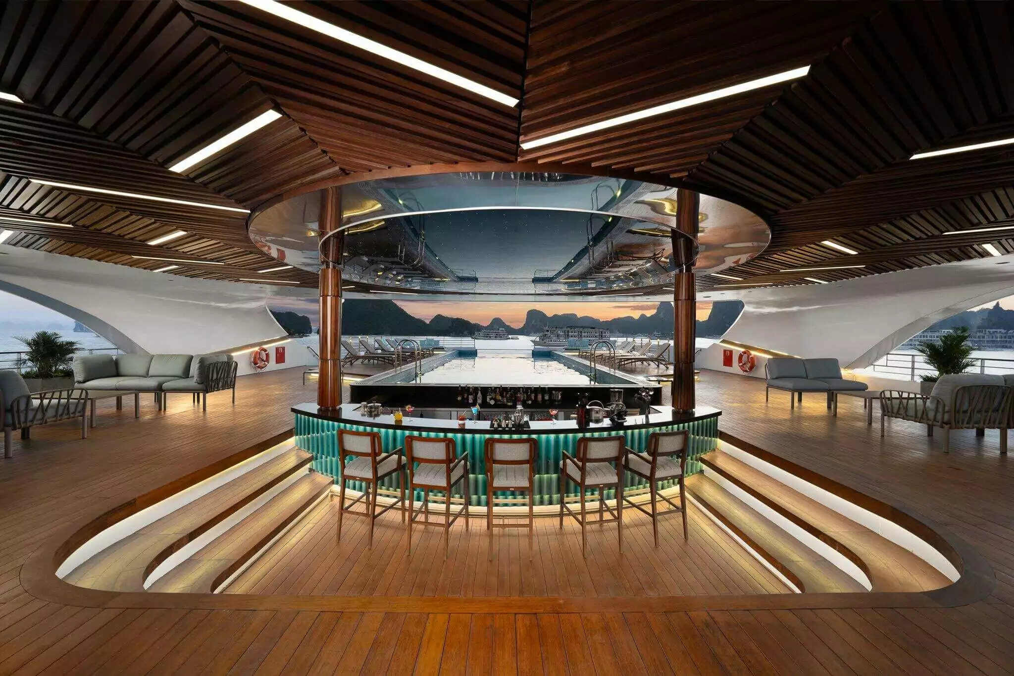 Grand Pioneers Cruise - Top Luxury Cruises in Halong Bay, Vietnam