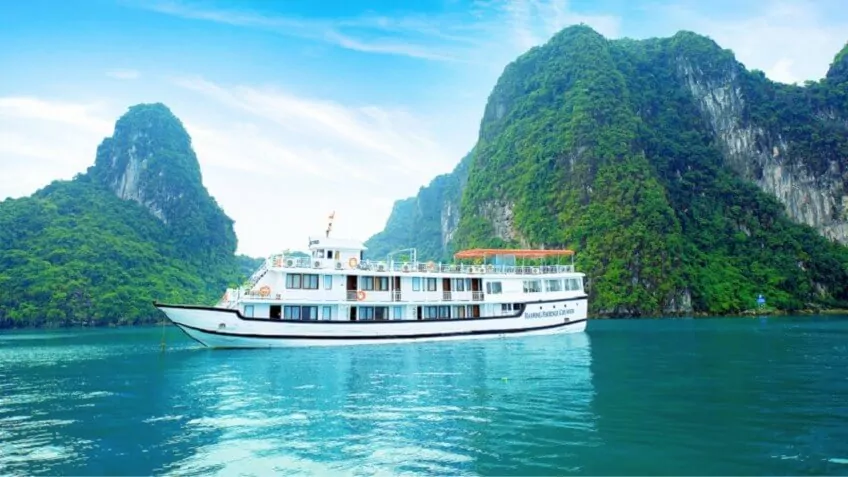 Halong Phoenix Cruiser