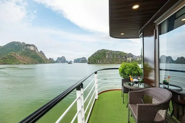 Honeymoon Suite Balcony 3