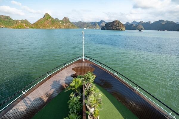 Honeymoon Suite Terrace 7
