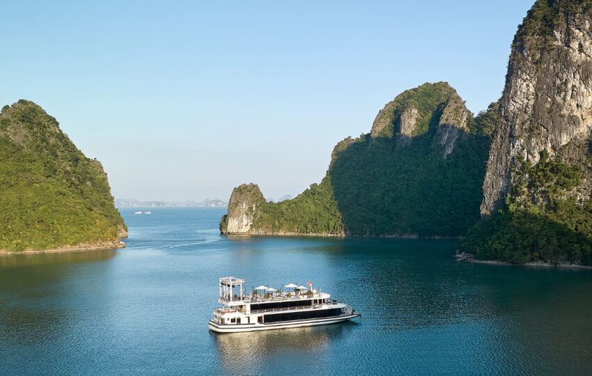 Iris Day Cruise Halong Bay 2