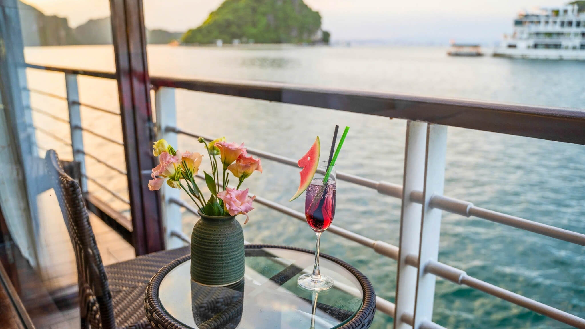 MilaLux Cruise Halong Bay - Junior Suite Balcony 3