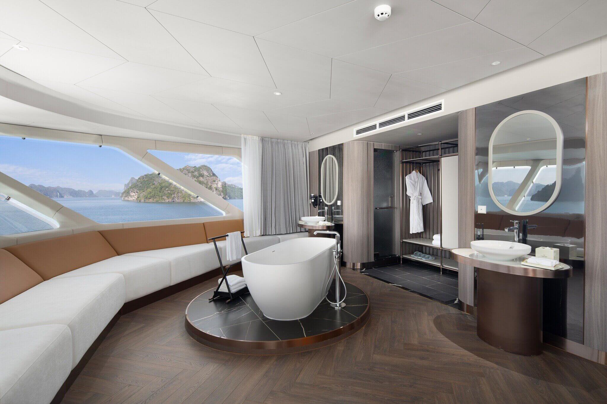 Oceania Suite 2