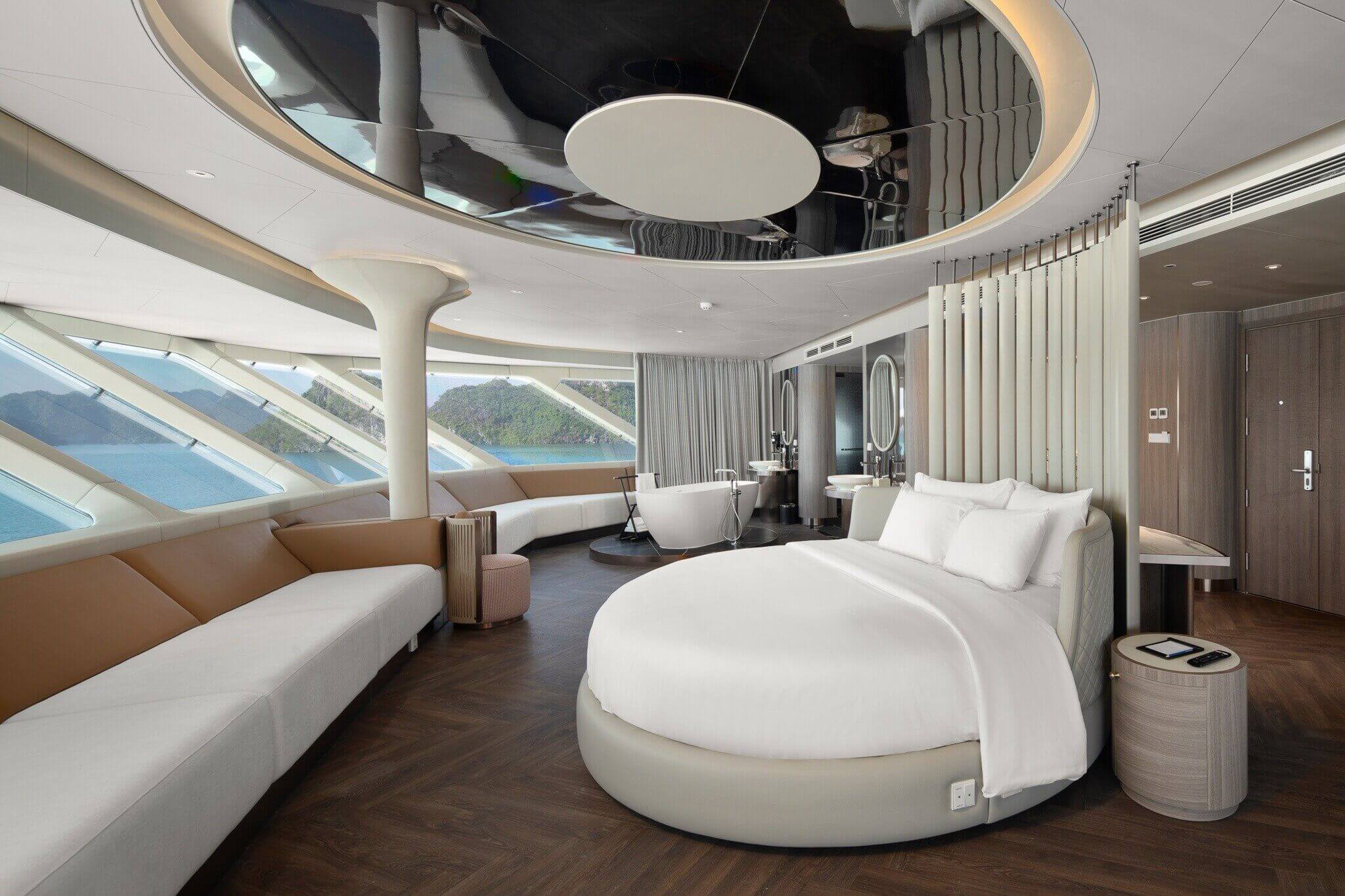 Oceania Suite 4
