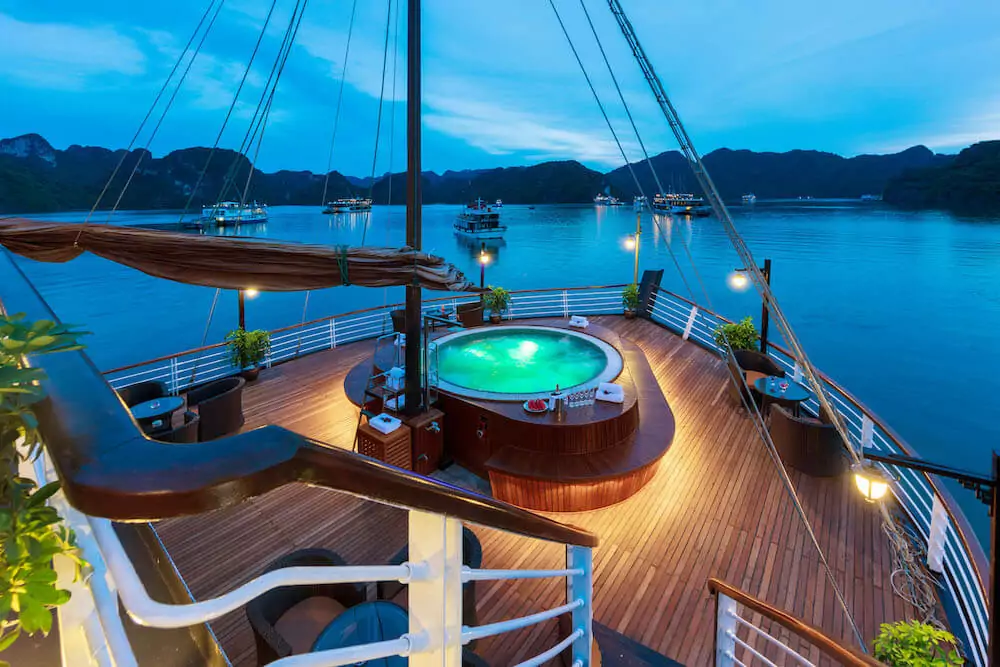 Orchid Classic Cruise - Top Luxury Cruises in Halong Bay - Lan Ha Bay, Vietnam