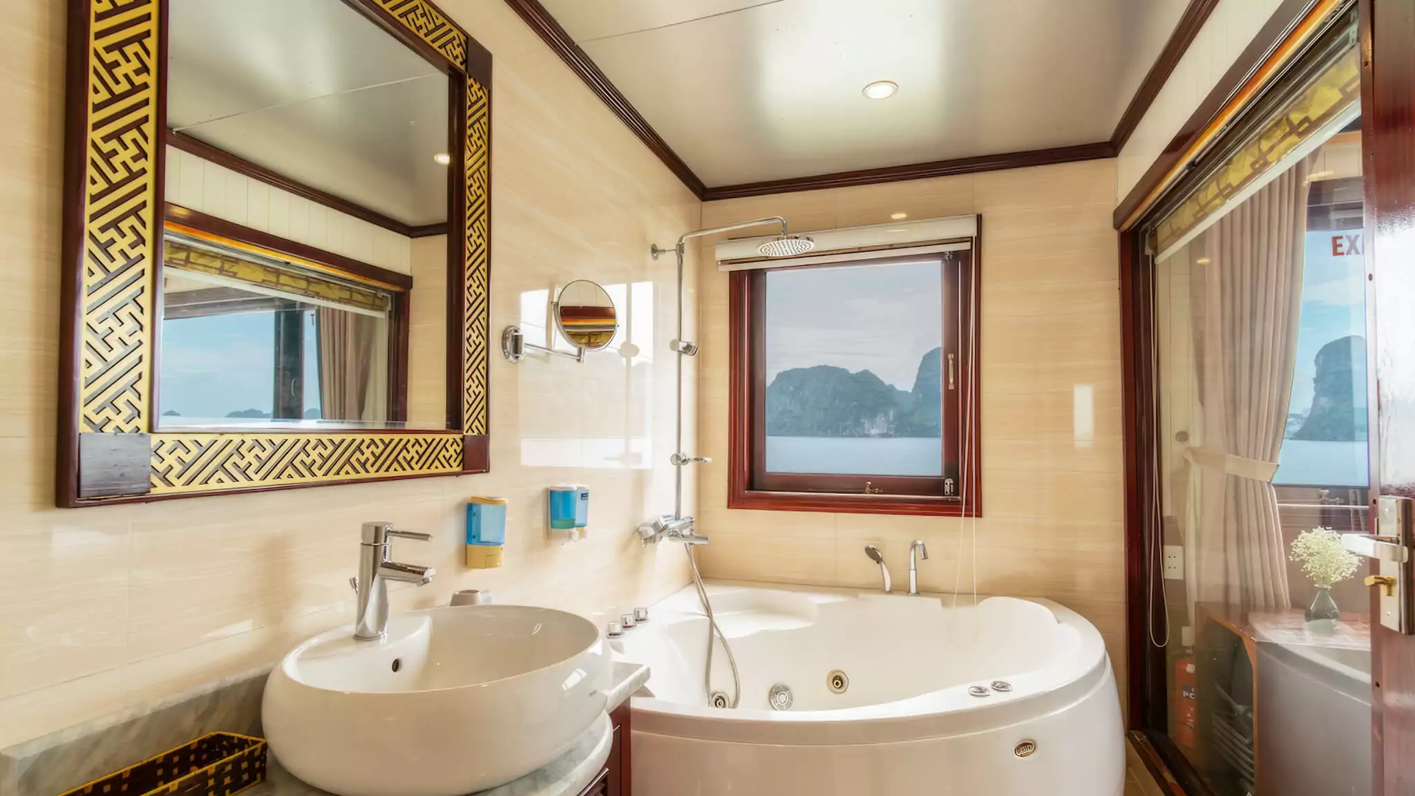 Suite Balcony 5