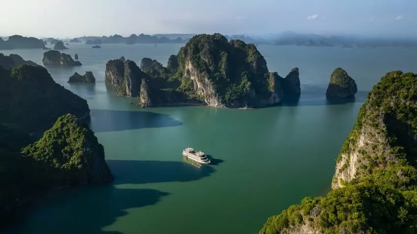 Swan Cruises - Top budget cruises in Halong Bay, Vietnam