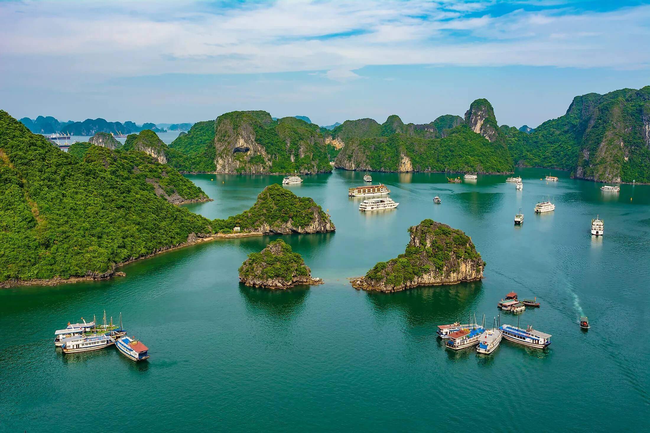 Discover Top Halong Bay Cruises, Ha Long Bay Tours, Halong Cruises Vietnam