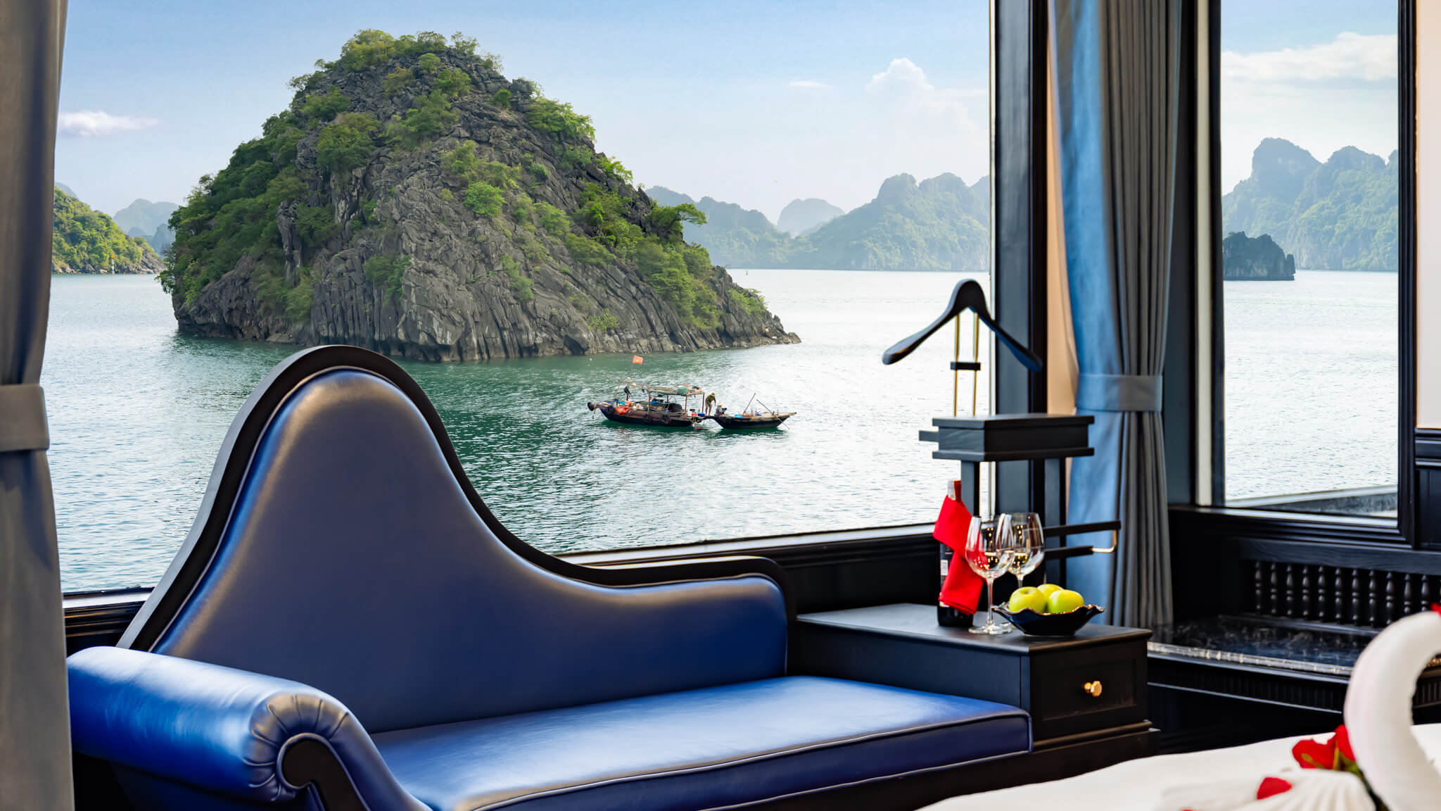 Honeymoon VIP Suite 4