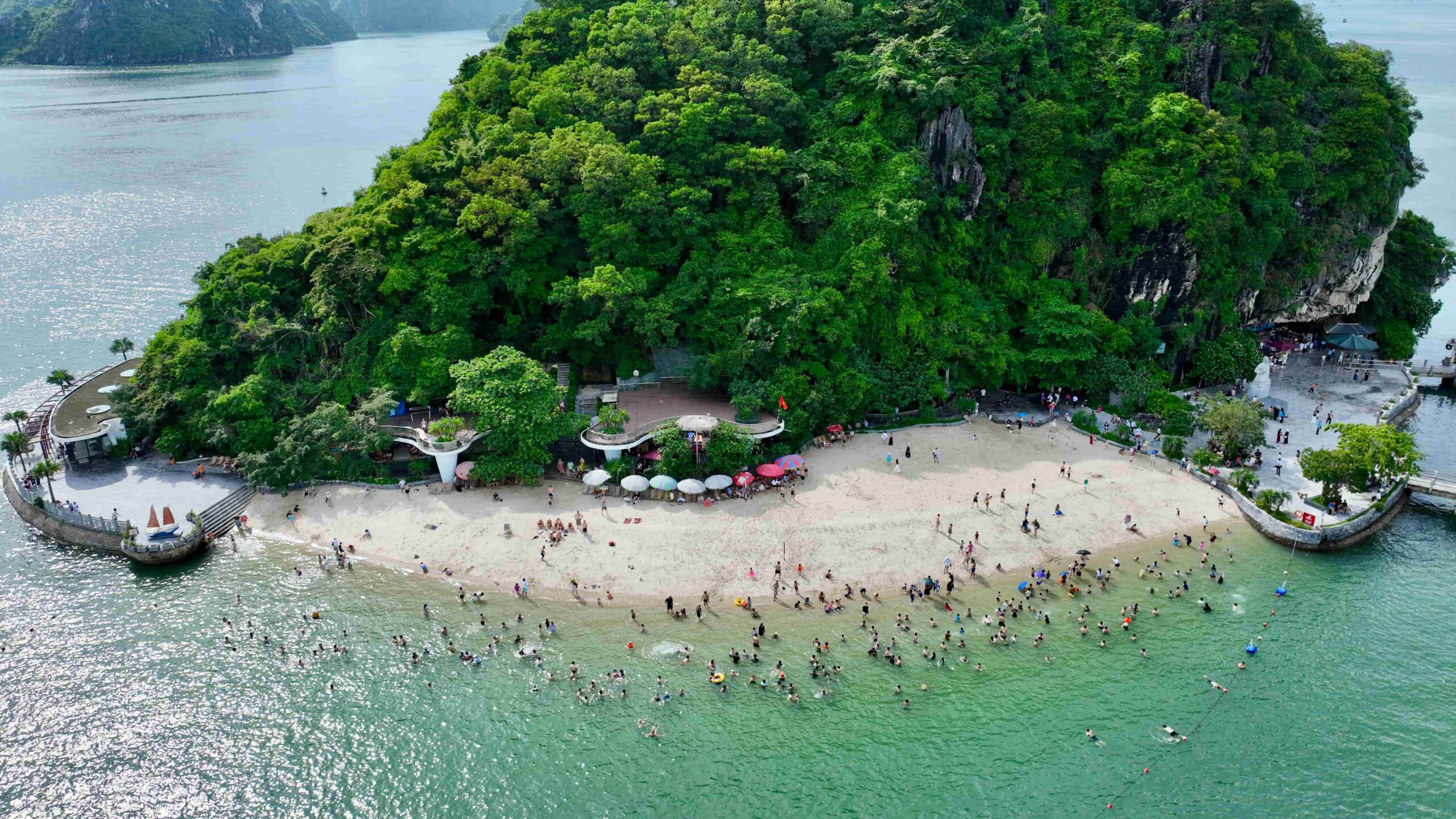 Titov Beach - Halong Day cruises