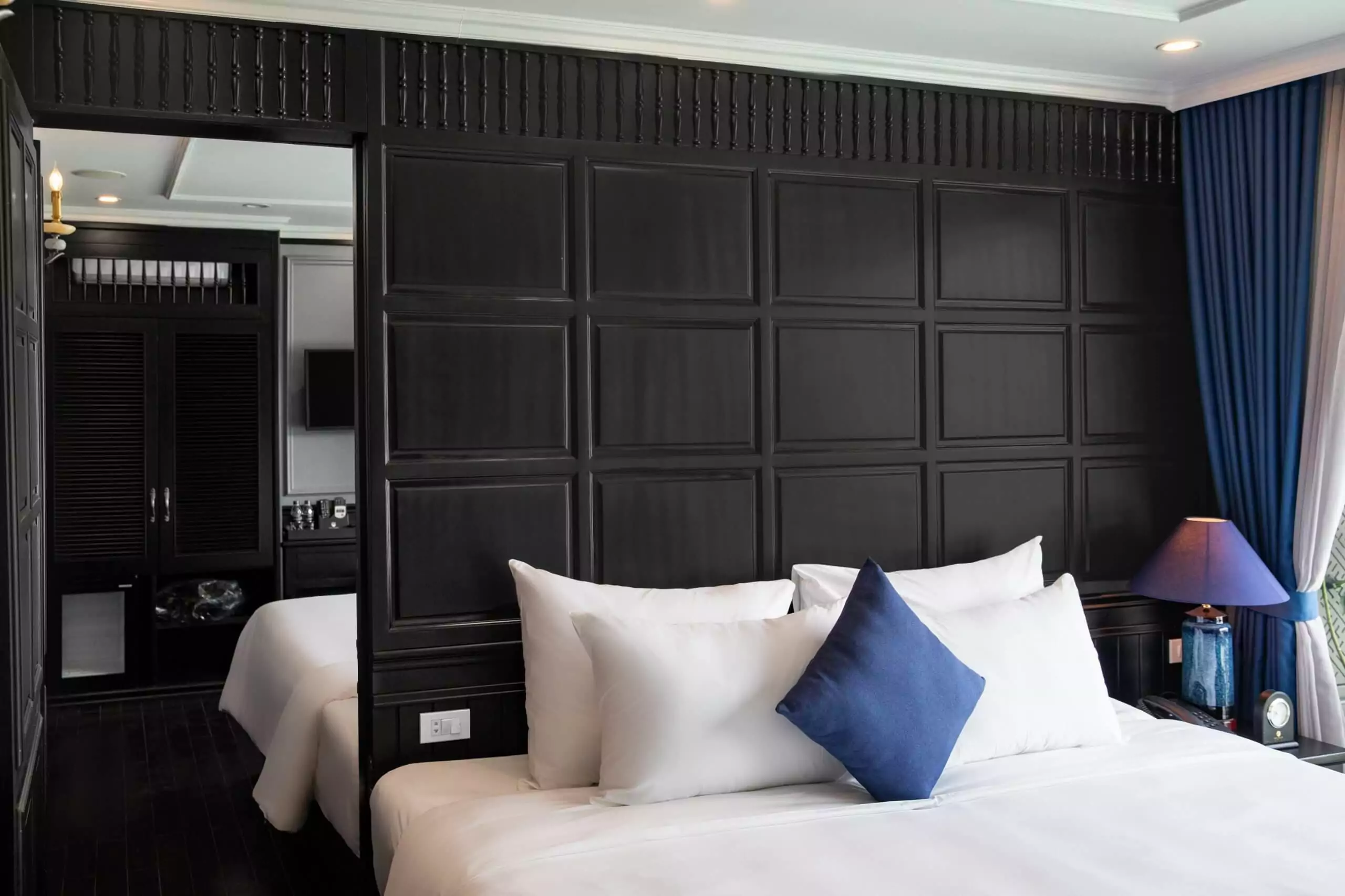 Family Connecting Suite With Private Ocean View 3