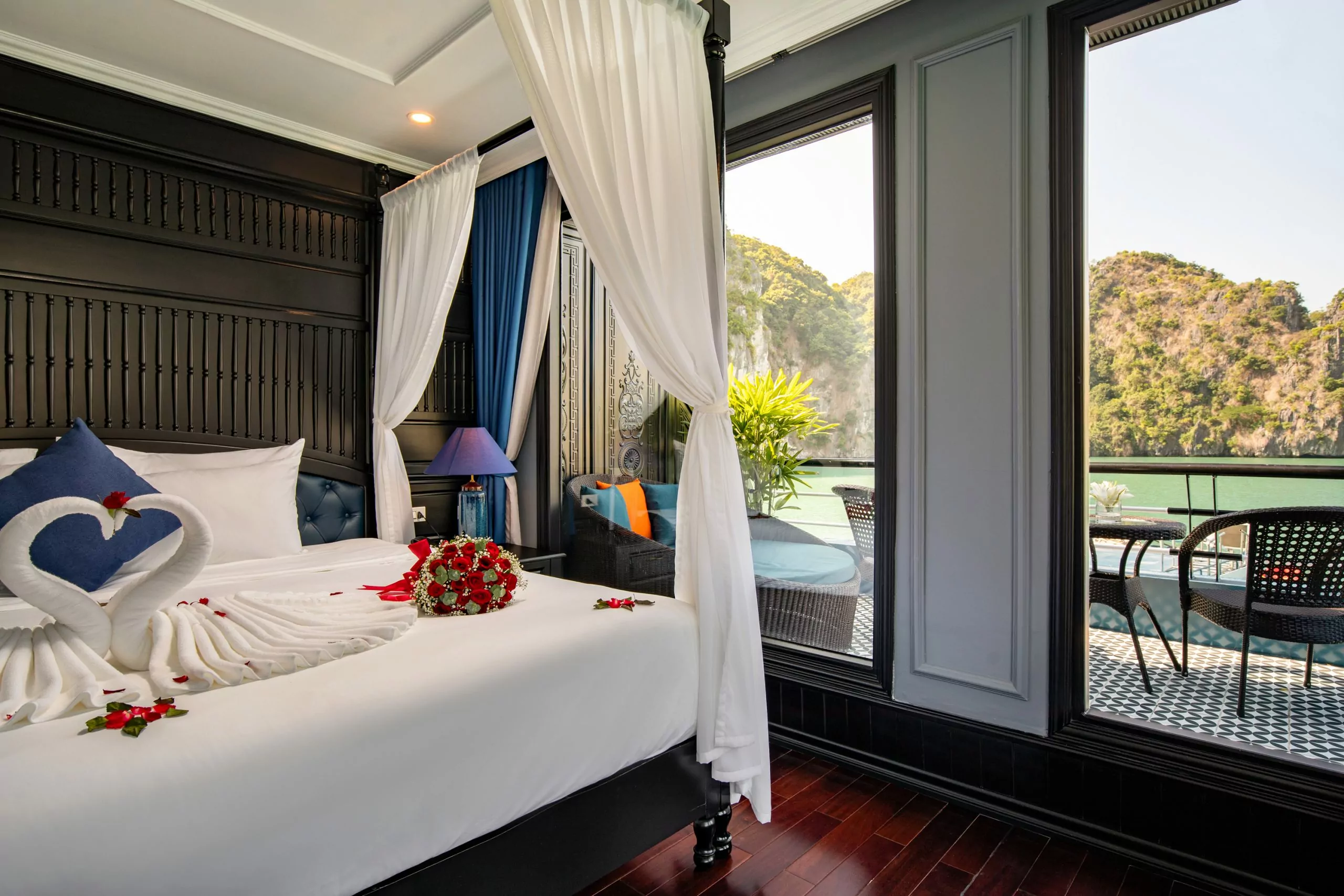 Honeymoon Suite With Private Terrace 4