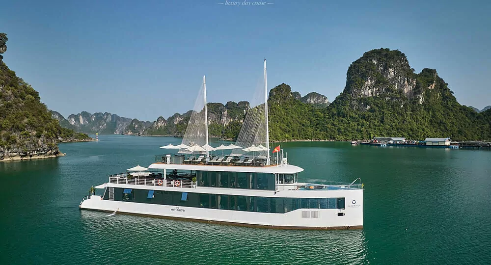 JadeSails Day Cruise - Top Day Cruises in Lan Ha Bay, Vietnam