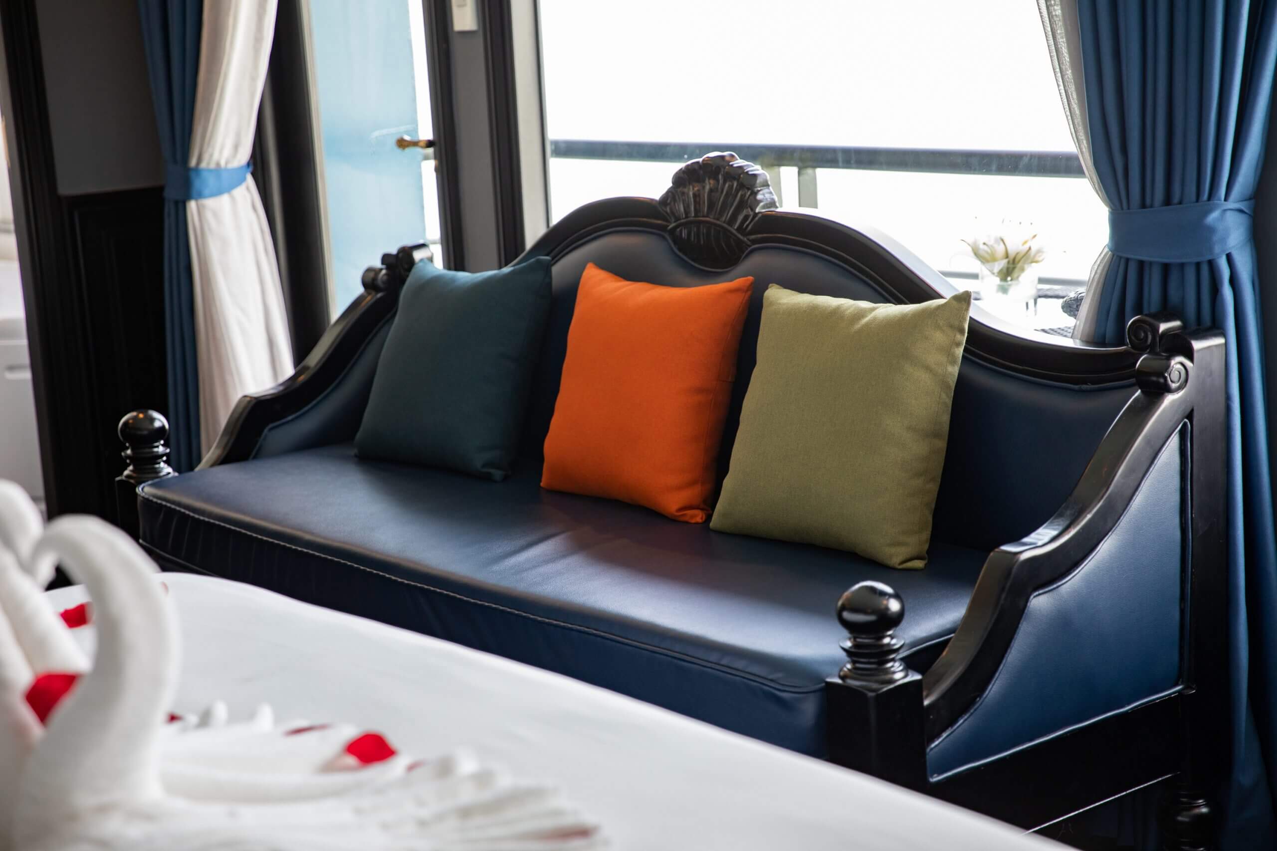 Luxury Suite With Private Ocean View Balcony 4