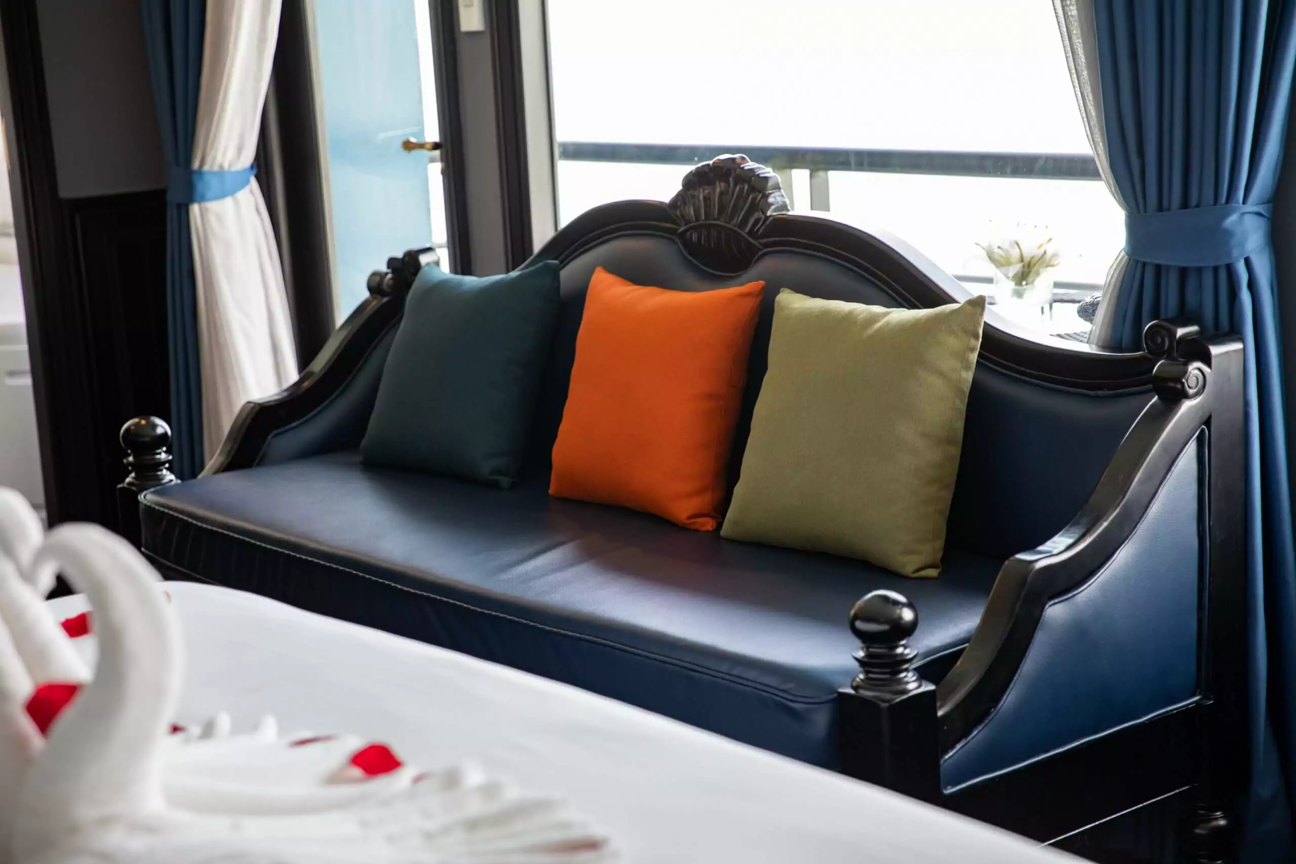 Luxury Suite With Private Ocean View Balcony 4
