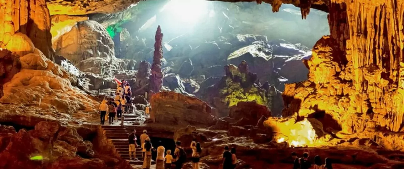 Thien Cung Cave - Top attractions in Halong Bay, Vietnam
