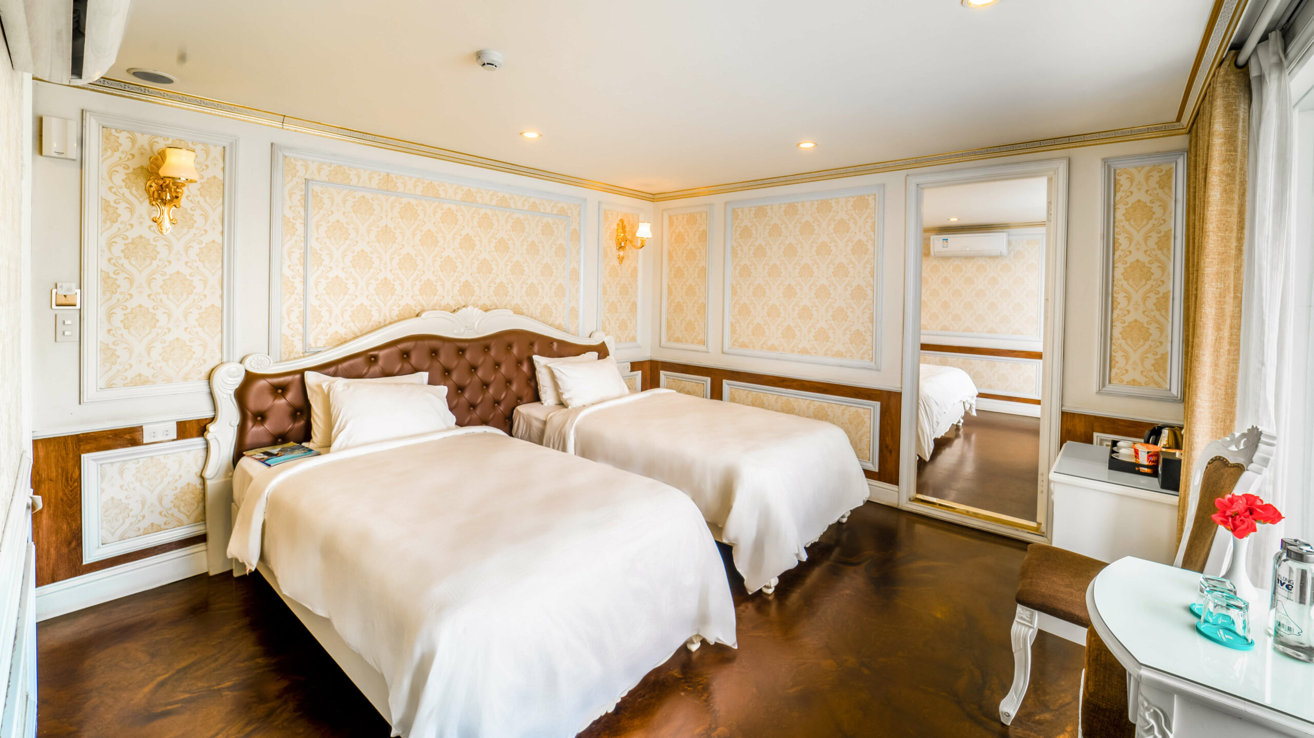 Aquamarine Cruise - Junior Suite 3