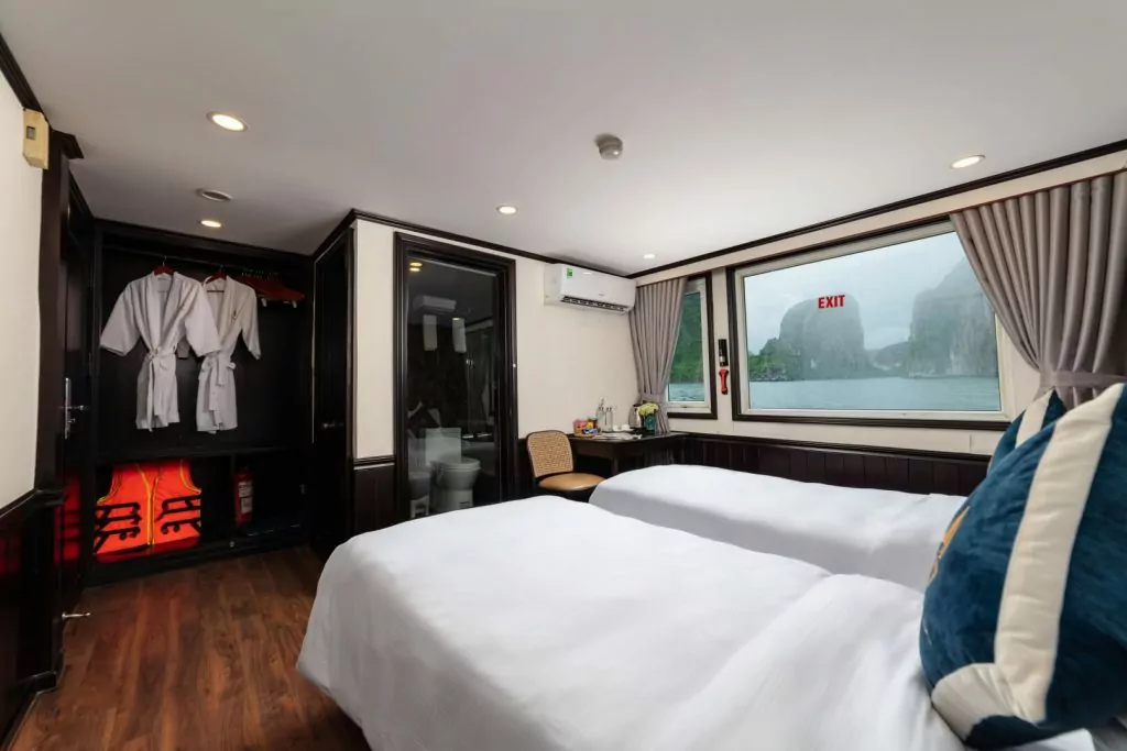 Deluxe Cabin 3