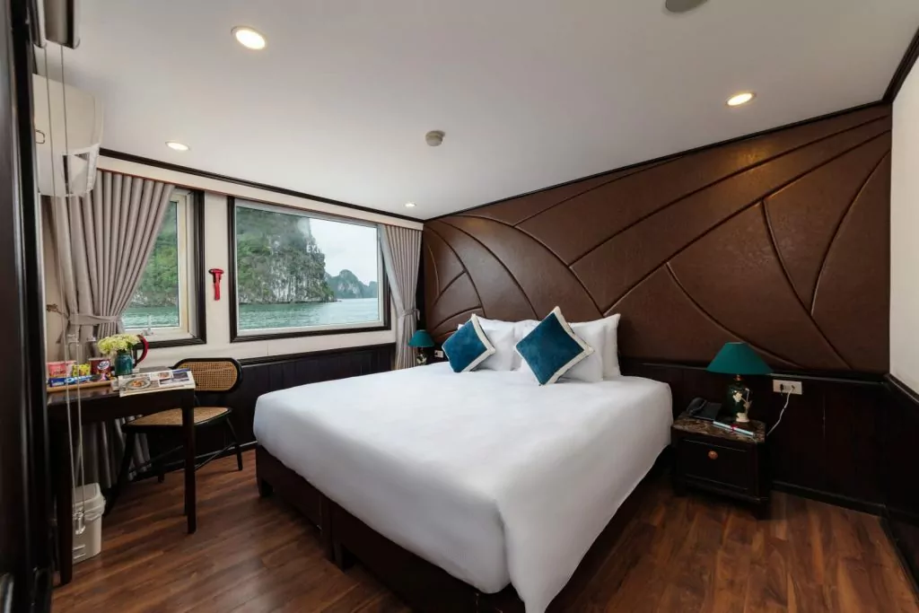 Deluxe Cabin 4