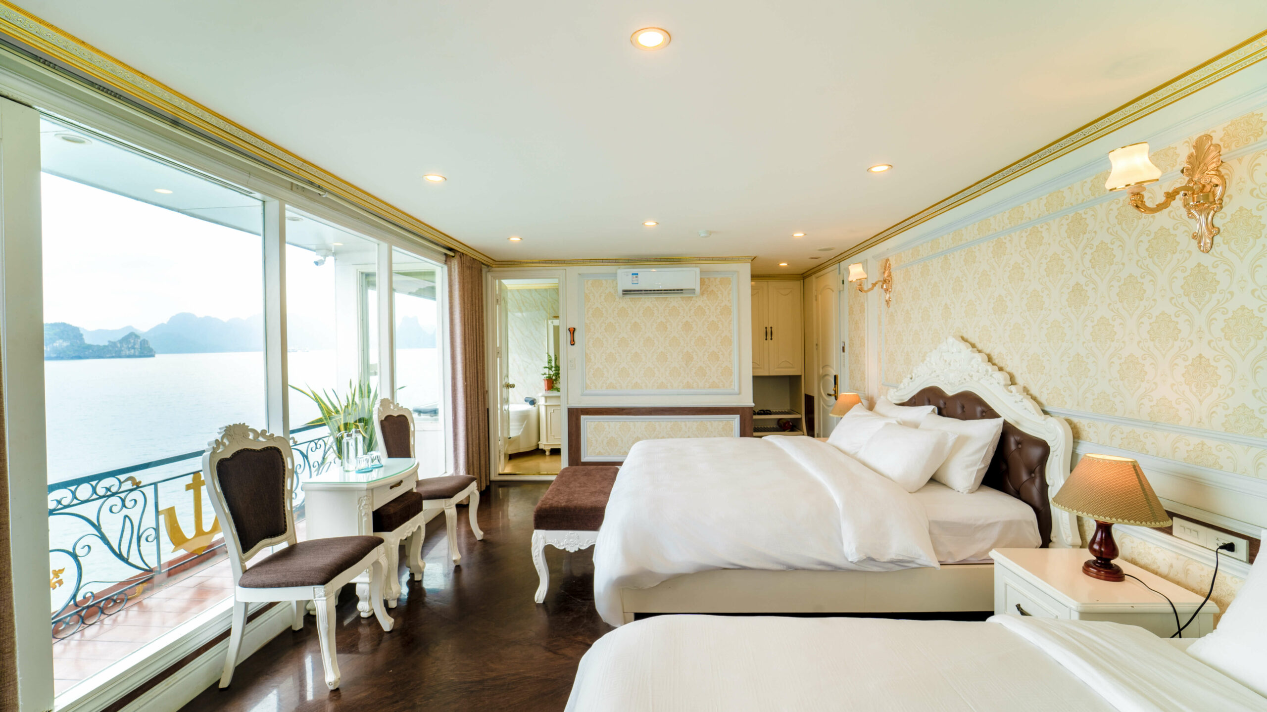 Halong Aquamarine - Triple Premium Suites 6