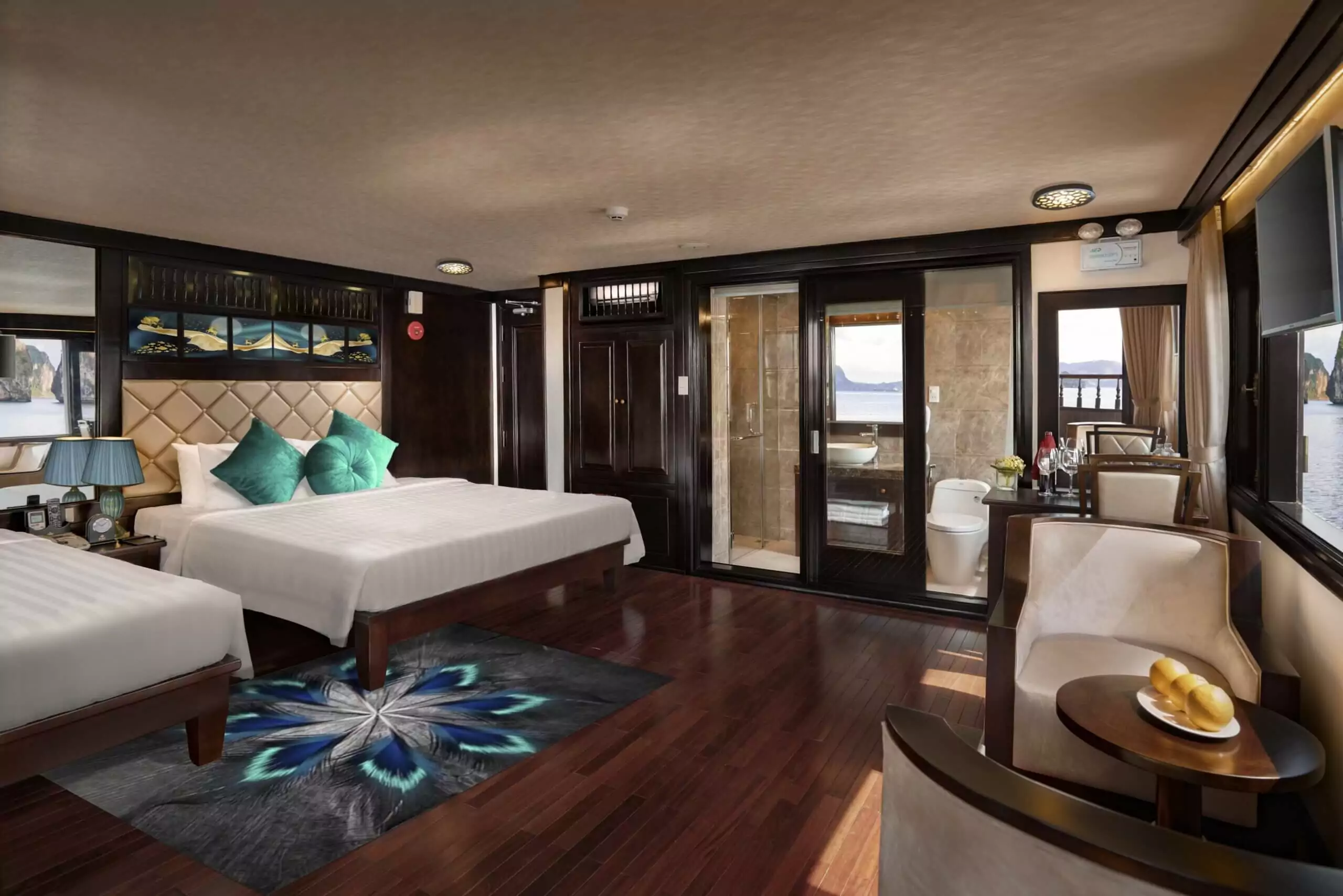 Alisa Premier Royal Suite Walk-in Shower
