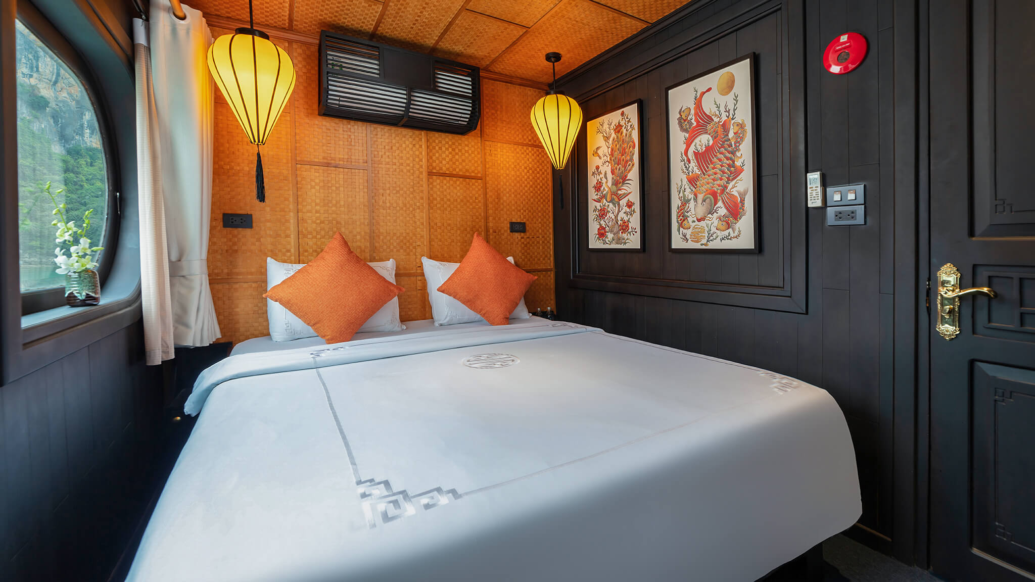 Deluxe Cabin 1