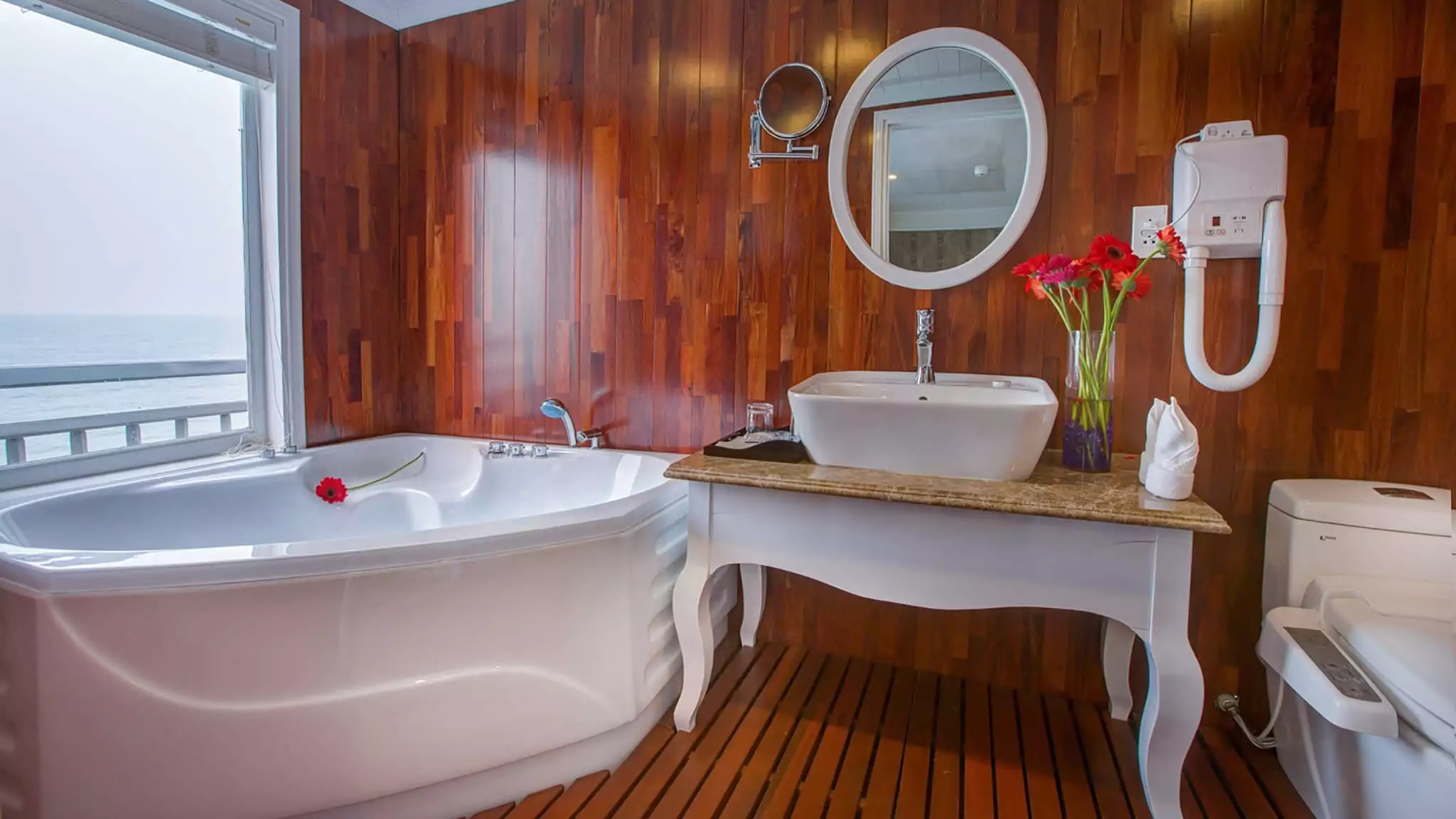Elite Family Suite 5