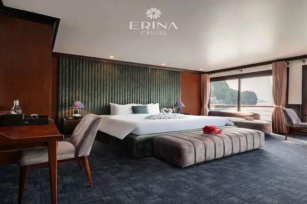 Erina Honeymoon Suite 1