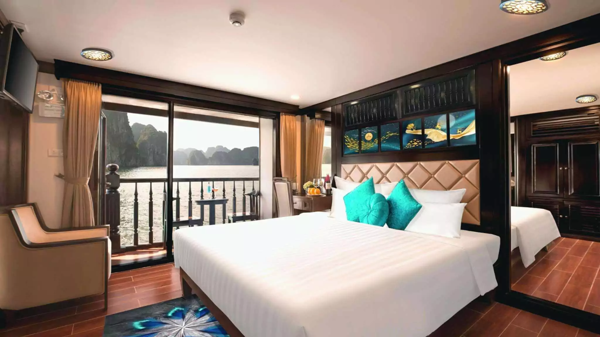 Alisa Premier Cruise Family Connecting Suite Bedroom Daybed