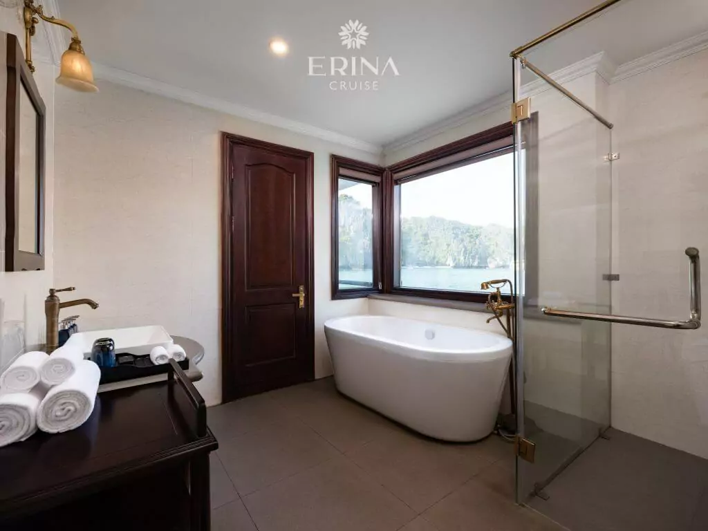 Family Suite 6