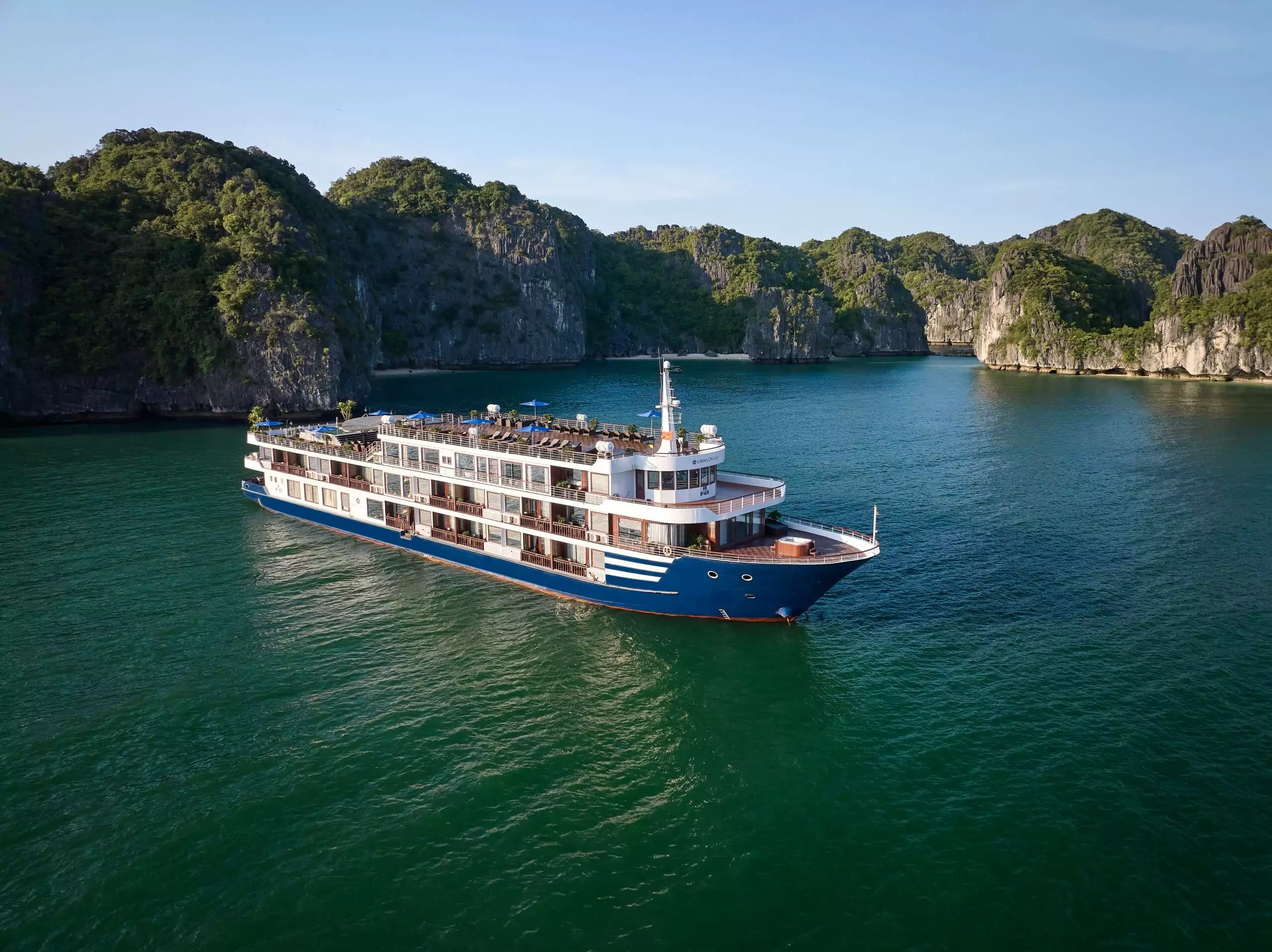 Erina Cruise Lan Ha Bay