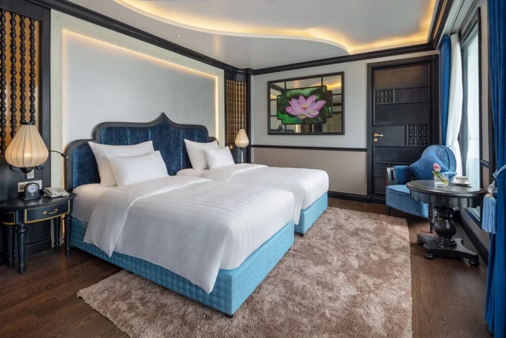 Aurora Cruise - Connecting Cabin