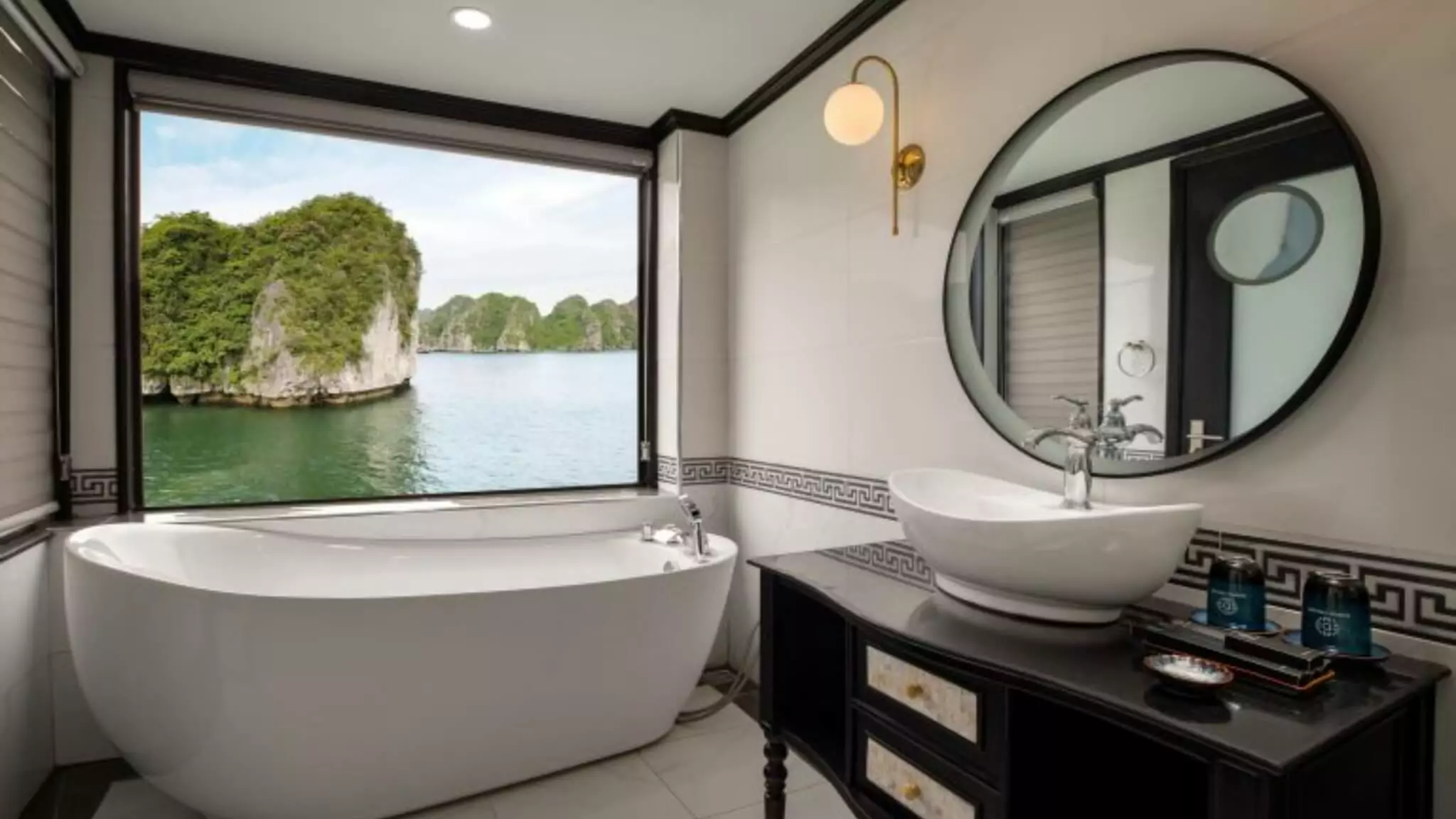 Executive Suite 4