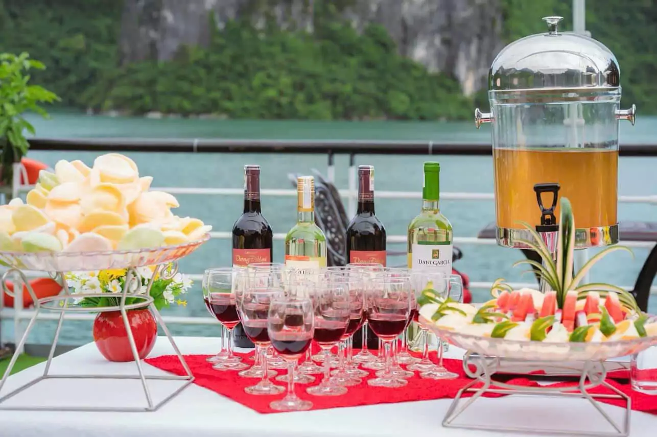 Halong Apollo Day Cruise 8