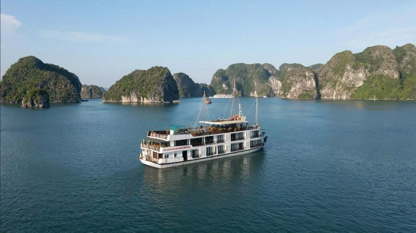 Halong Phoenix Cruises