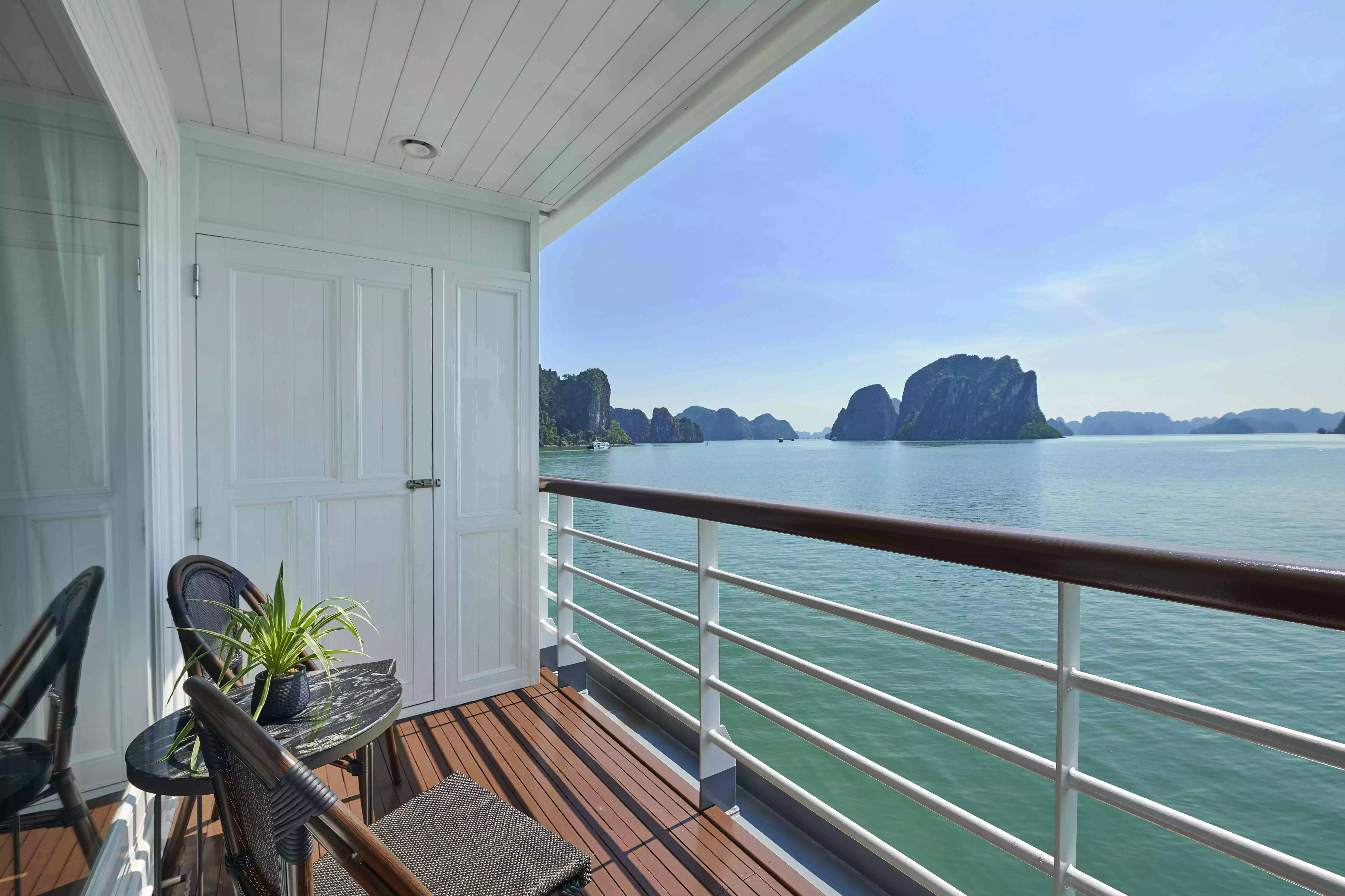 Legacy Executive Balcony Cabin 2