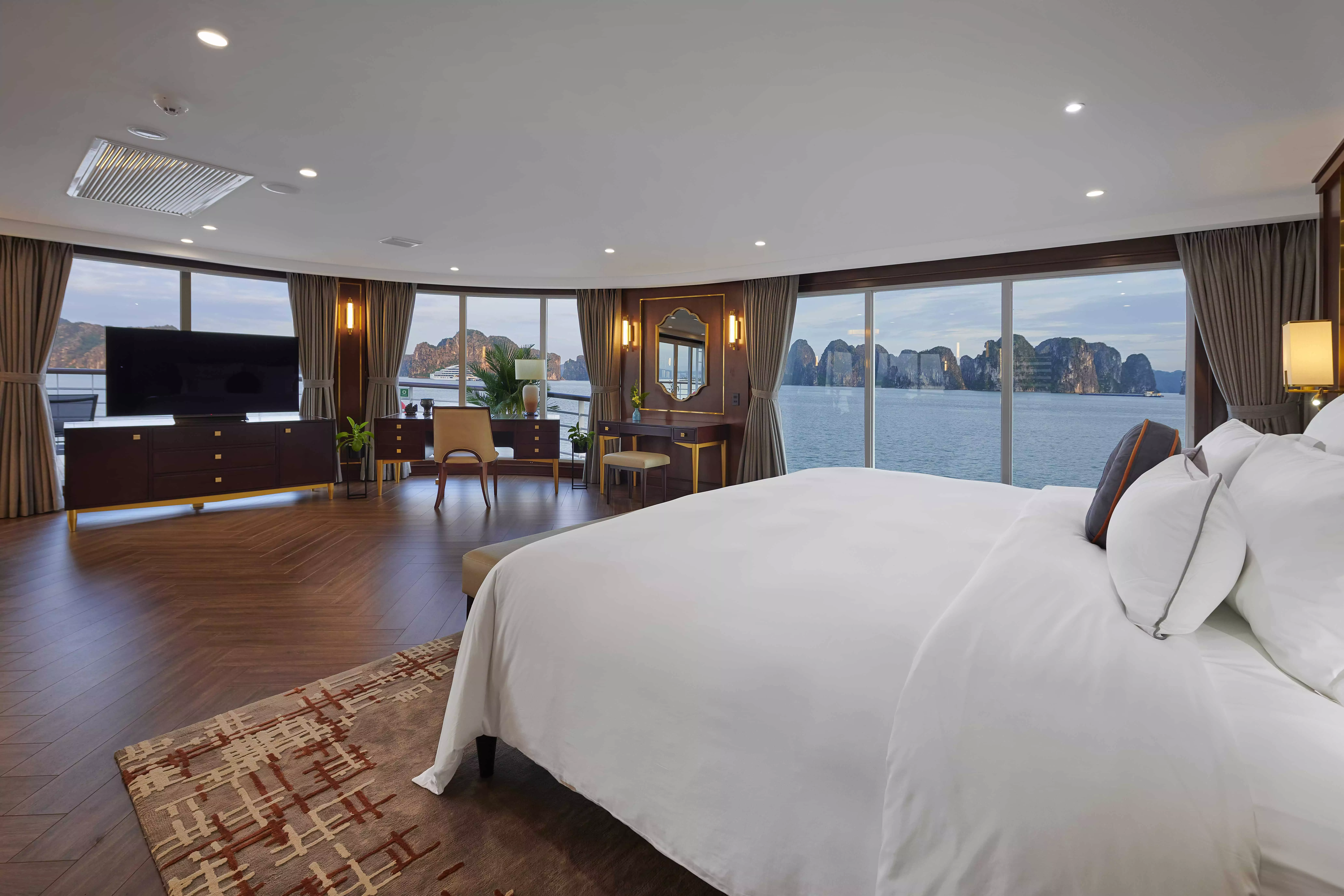 Legacy Gallery Suite