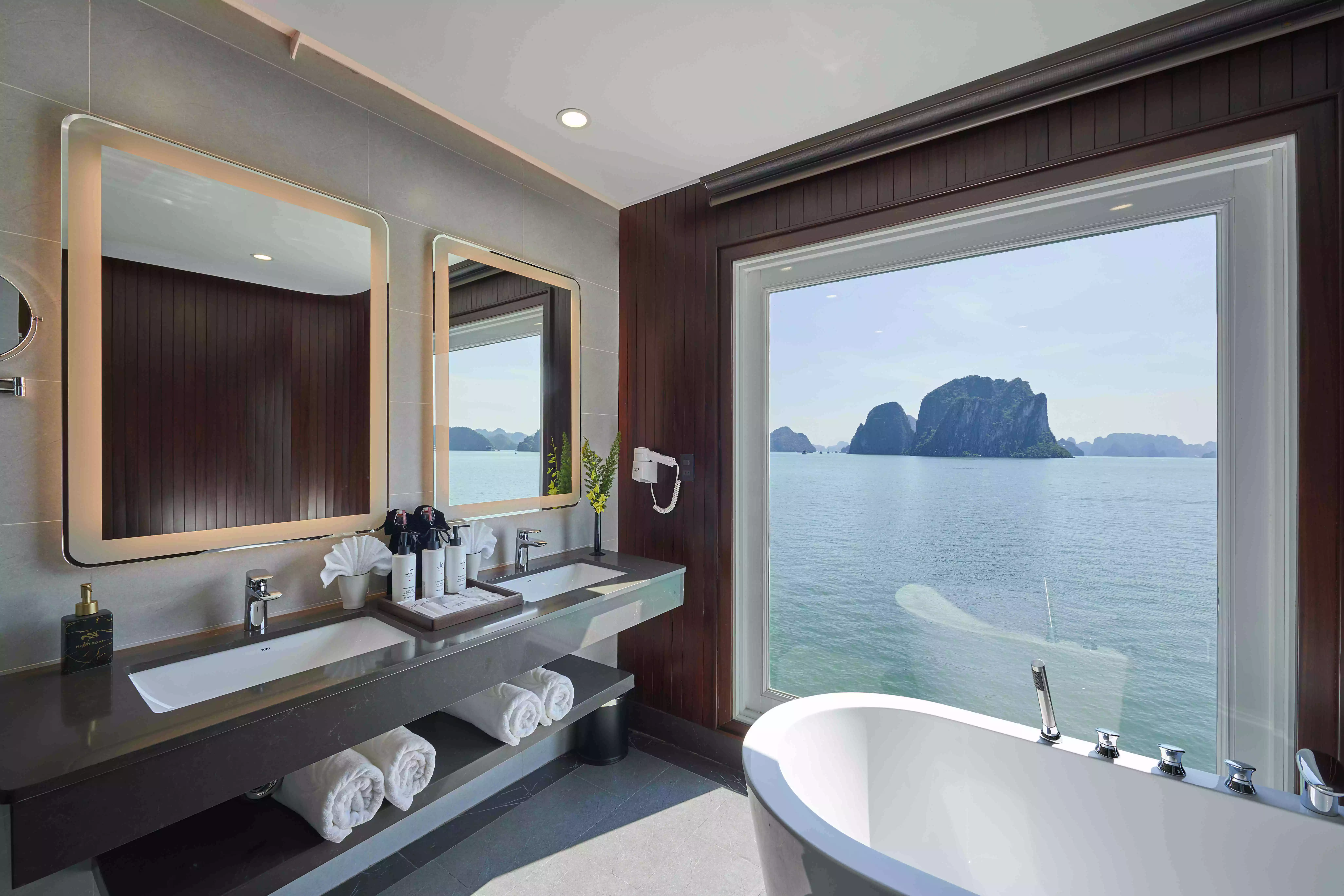 Legacy Suite 3