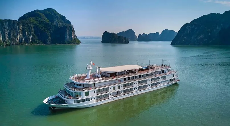 Paradise Legacy Cruise