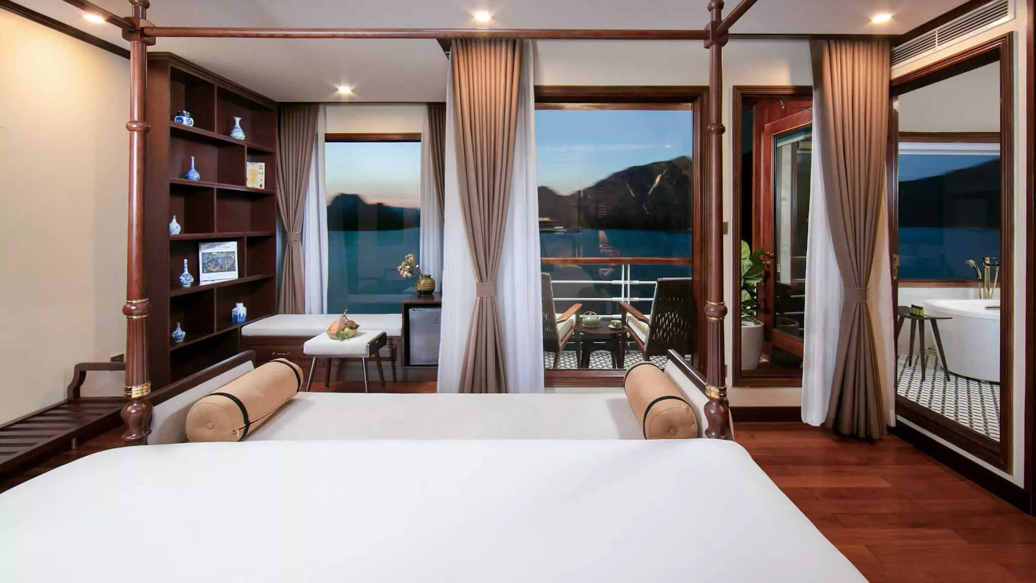 Heritage Binh Chuan Cruise Halong Bay - Regal Suites 3