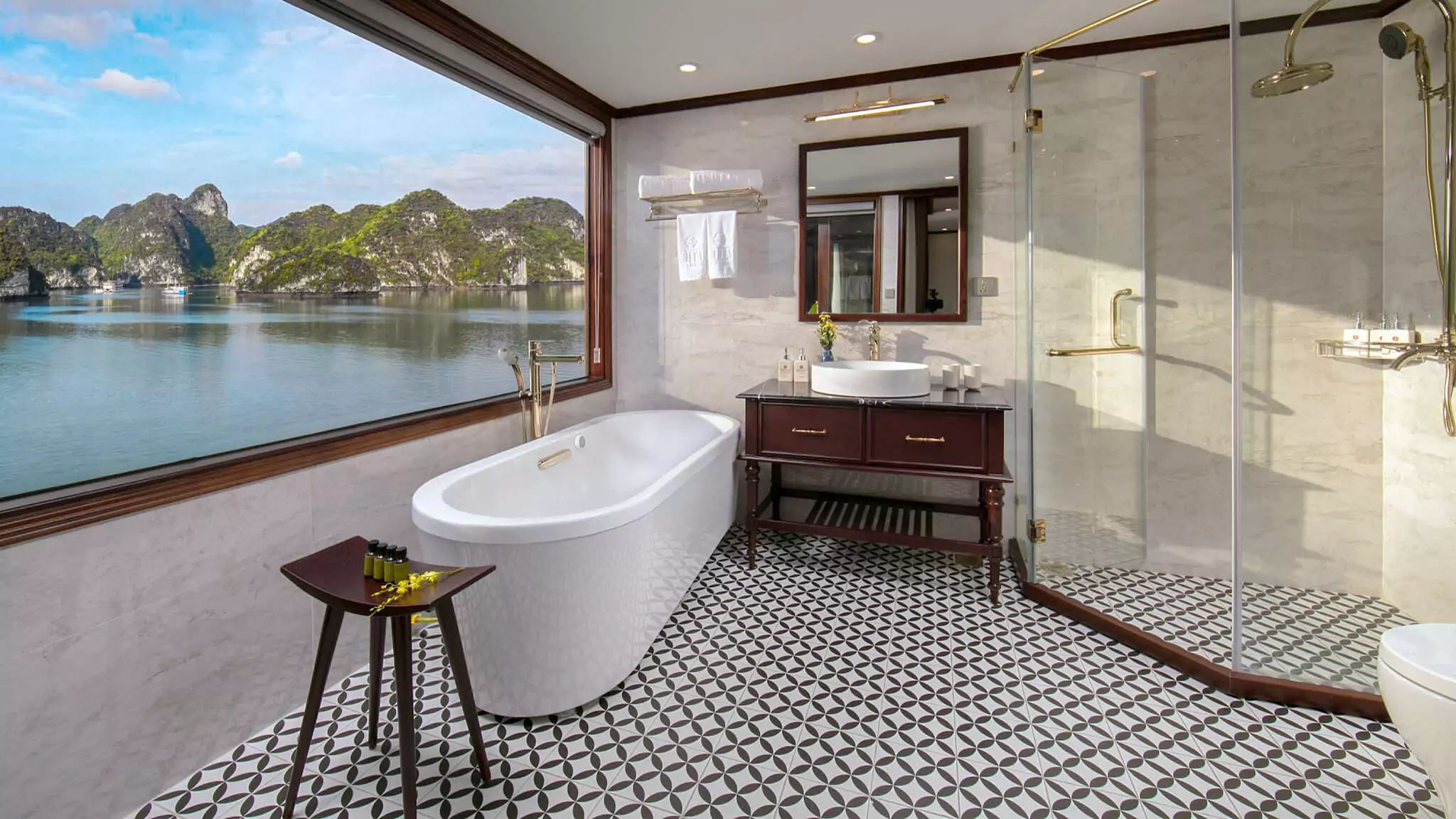 Heritage Binh Chuan Cruise Halong Bay - Regal Suites 5