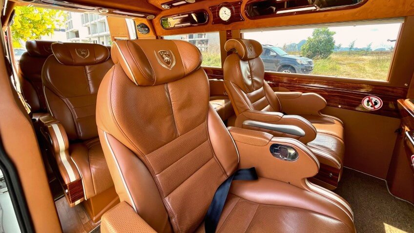 Nostalgia Cruise Bus transportation