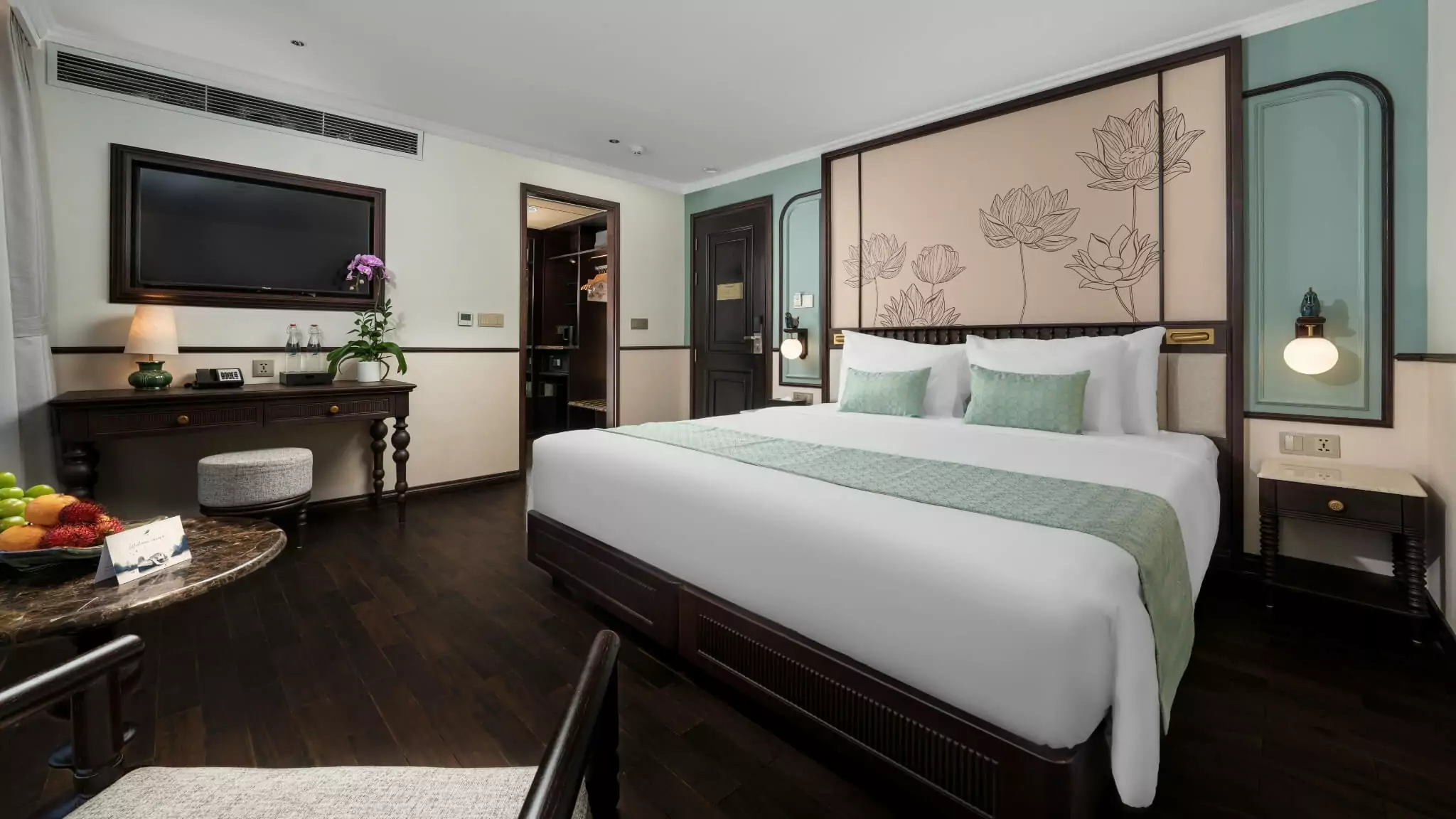 Oasis Suite 2