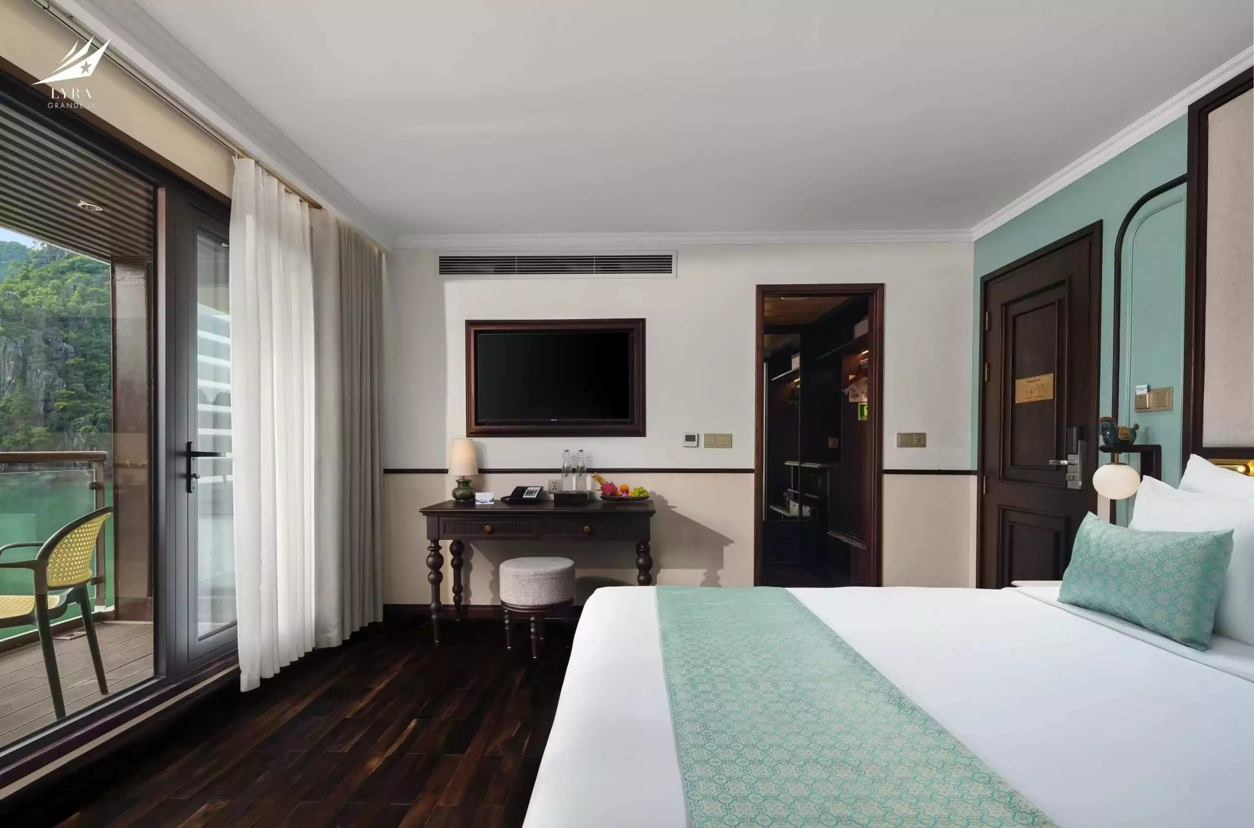 Oasis Suite 3